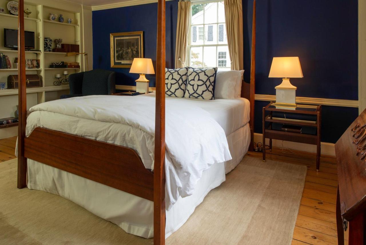 James Pharmacy Bed And Breakfast Old Saybrook Ngoại thất bức ảnh