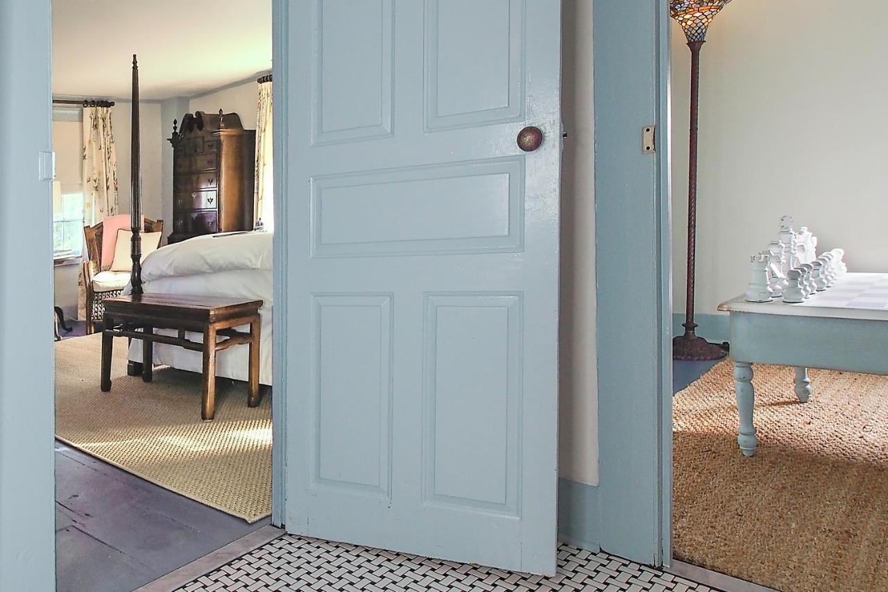 James Pharmacy Bed And Breakfast Old Saybrook Ngoại thất bức ảnh